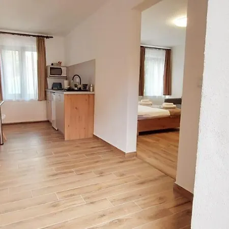 بيت ضيافة Lindenhaus