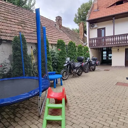 بيت ضيافة Lindenhaus *