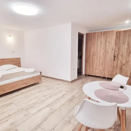 بيت ضيافة Lindenhaus *